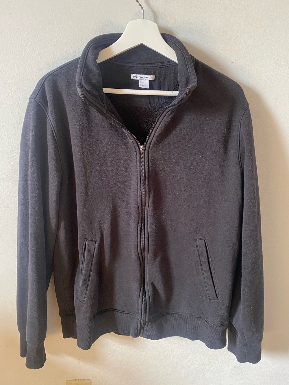 Amazon Essentials Black Full-Zip Fleece Jacket